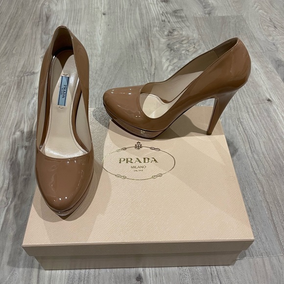 Prada Patent Leather Caramel Heels 39.5 - Picture 5 of 9